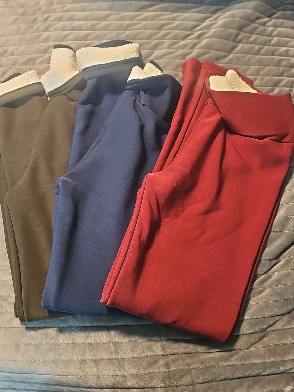 Fleece-Lined Pull-On High Rise Leggings — Red/Blk/Navy